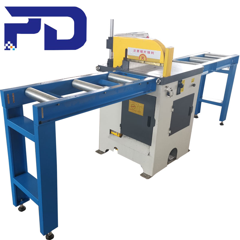 半自动切铝机和全自动切铝机的区别